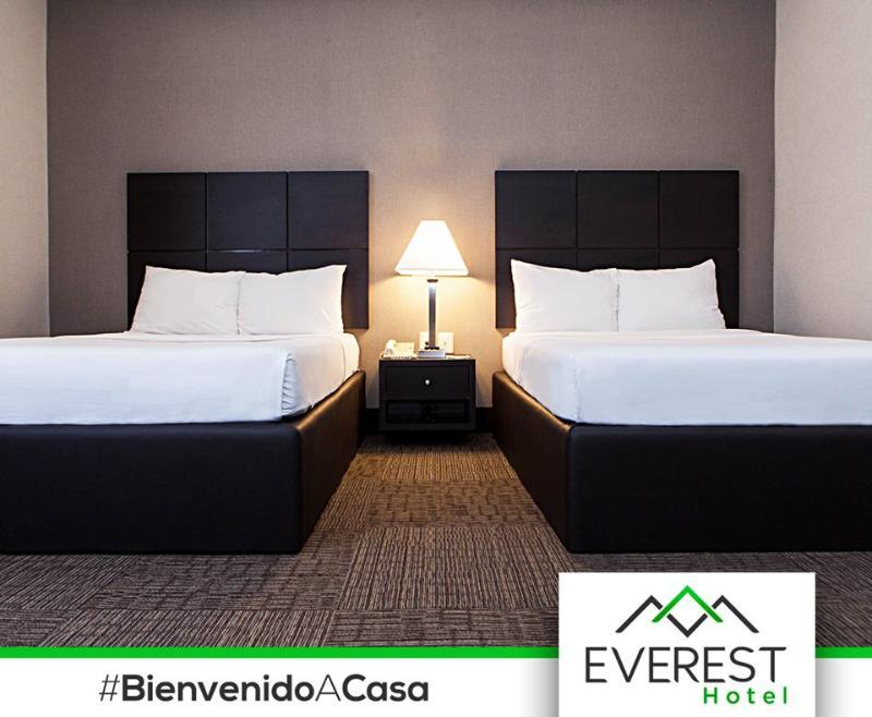 Everest Ciudad Victoria Exteriör bild